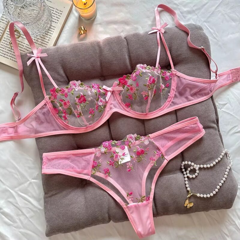 2 piece rosée vintage 🌸🎀 – Image 2