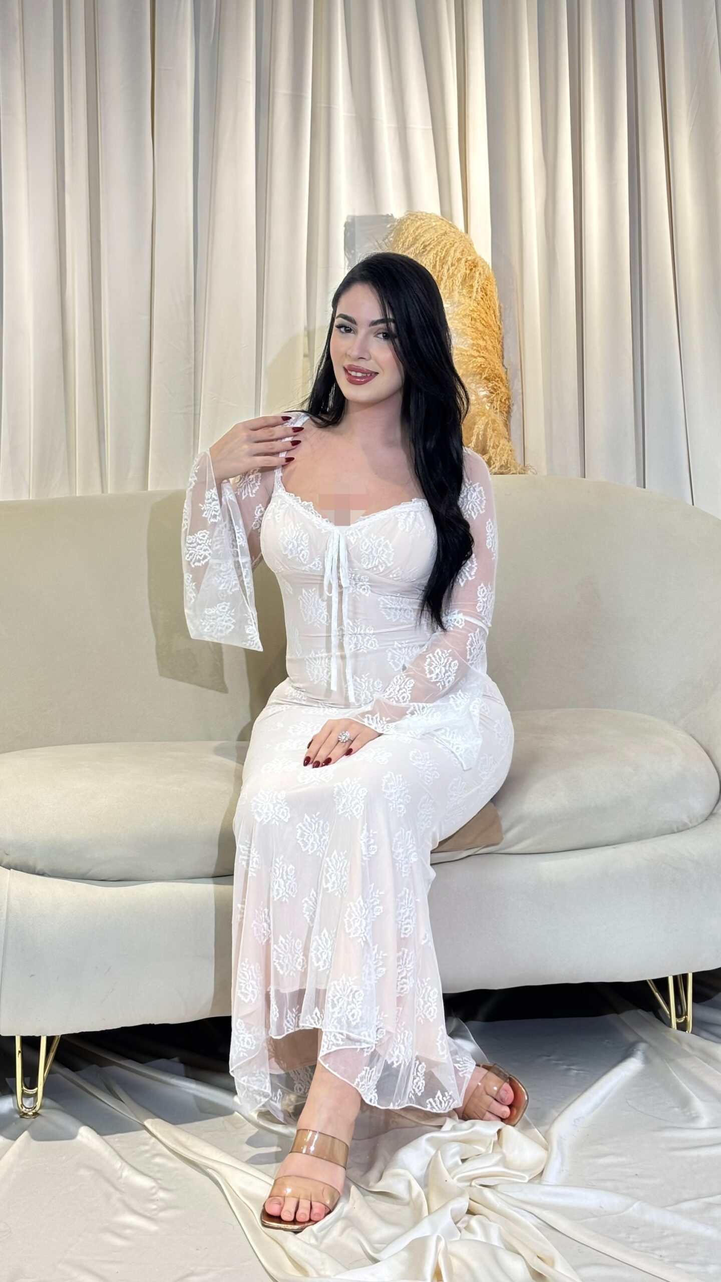 robe-blanc-dentelle-%f0%9f%95%8a%ef%b8%8f